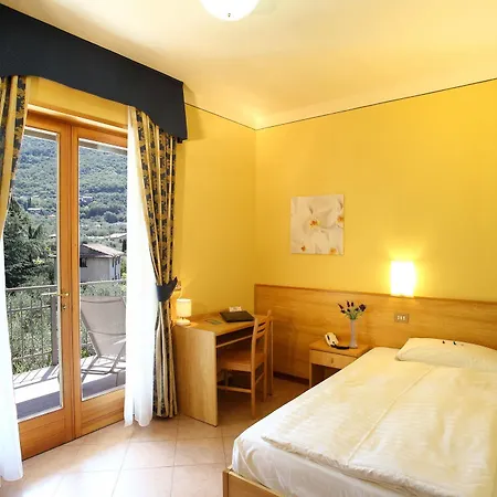 Eco Benacus Hotel
