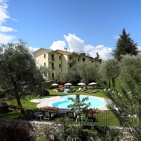 Eco Benacus Hotel 3*